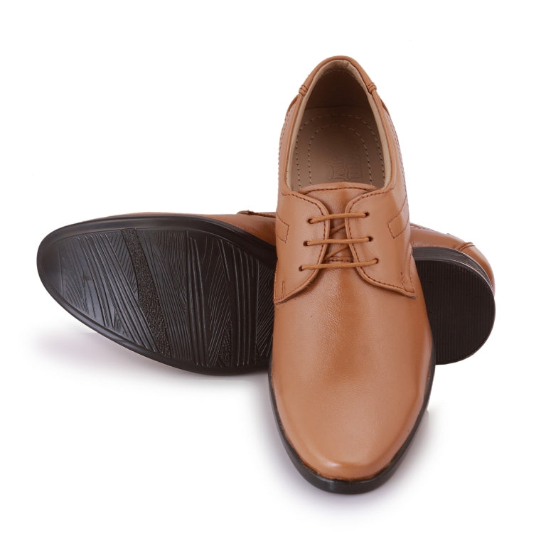 The Pillaa lace-up formal shoes designed for men