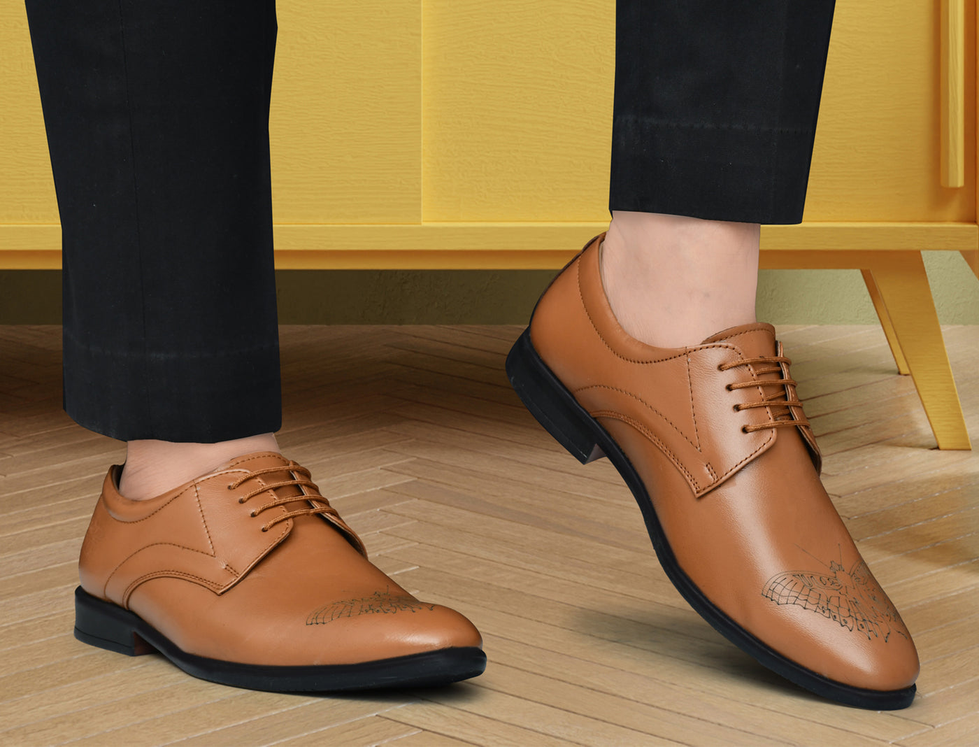 PILLAA Impeccable Lace-Up Formal Shoes