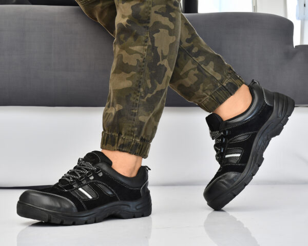 Men’s Suede Leather Steel Toe Safety Shoes – Durable & Stylish Protection